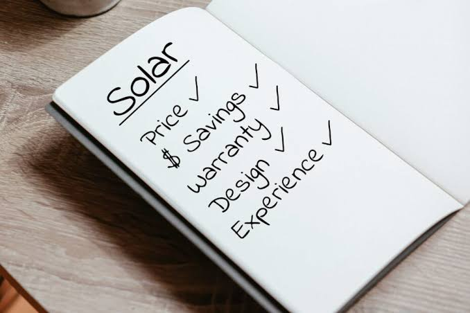 Solar proposal checklist covering price, savings, warranty, design, and experience